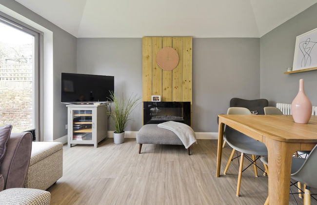 Stylish Family Home by Twickenham Stadium by Underthedoormat - Foto 17