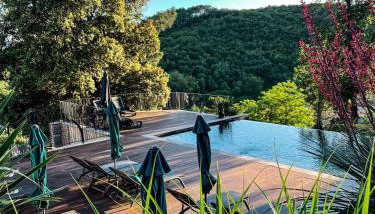 "Les Hauts du Marquet" - Meublé de tourisme 5 Etoiles - Gîte de groupe 15 Personnes en Cévennes - Piscine à débordement - Balnéo - Sauna - Nature - Foto 2