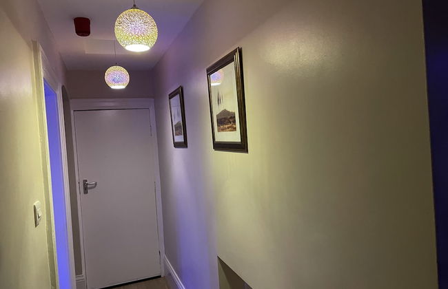 1 Bed Flat - Sleeps 2 - Hot Tub - Parking - Wifi - Foto 10