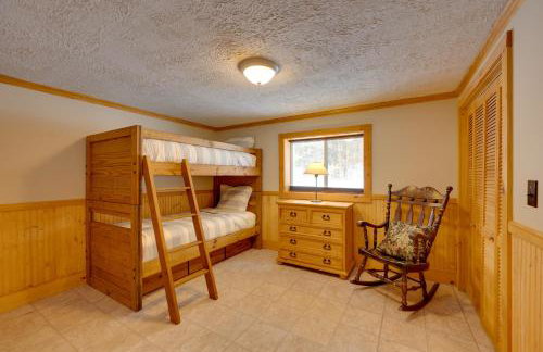 Hike & Ski: Cabin w/ Fireplace in Franconia! - Foto 10