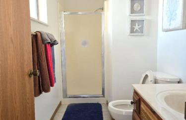 The Calm Cove - A tranquil waterfront escape near shopping and entertainment - Photo 10