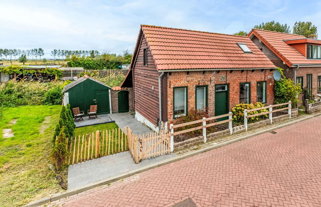 2 bedroom House in Schoondijke with garden and terrace - Photo 3