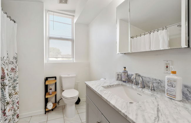 A Cottage in Downtown STL. Sleeps 10 - Photo 14