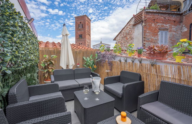 Lucca Old Town Apartment - Photo 1