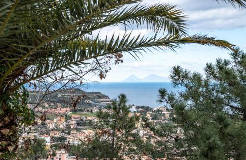 "Il Segreto" Vista Panoramica sulle Isole Eolie con Piscina, palestra e WiFi - Photo 79