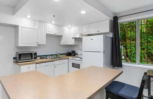 Starlit Cozy Studio in Elektra with Roof Decks - Foto 14