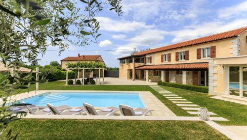 Villa Viscum in Central Istria for 8 persons with large garden - pet friendly - Foto 2