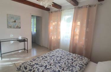 Village House Flowerside - Photo 4