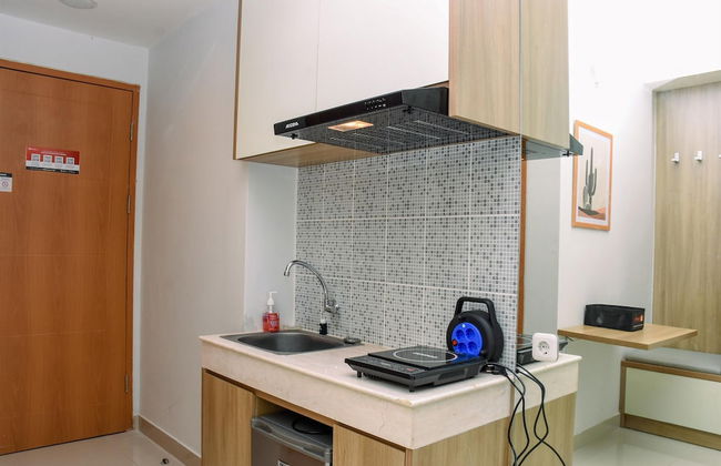 Comfy Studio Room at Evenciio Margonda Apartment - Photo 14