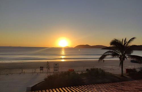 Flat 1A Vista panorâmica Mar com Piscina e wi-fi - Foto 1