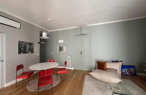 Historic design house near aquarium - Foto 15