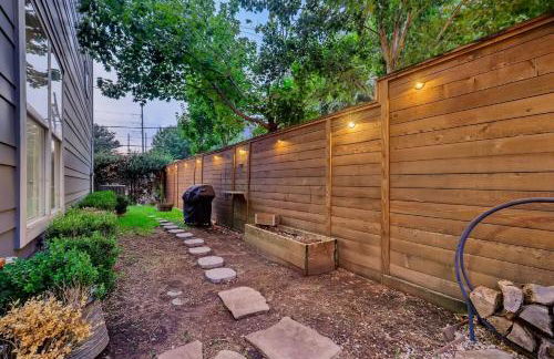 Downtown Private Oasis Stay Fire Pit & Hot Tub - Foto 8