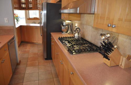 Risingwater Newly Listed Stunning Home with 150-Foot Beachfront in the Finger Lakes - Foto 18