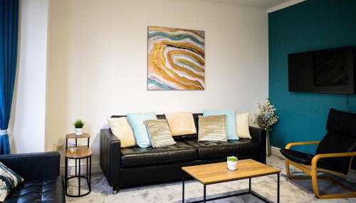 Aqua Springs, 2 BR, Sofa Bed, Sleeps 6, 1st floor apartment, near Didsbury - Foto 2