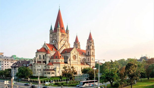 Desde Bratislava : Excursión privada de un día a Viena y Salzburgo con guías - Foto 3, Excursión privada de día completo de Múnich a Viena con traslados privados