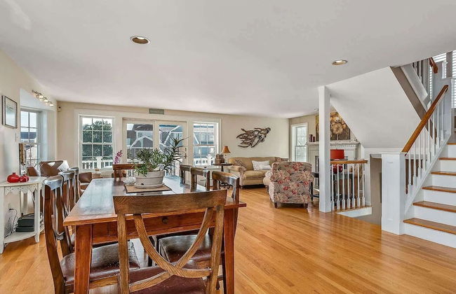 Not So Moody Stay for 10! - Foto 33