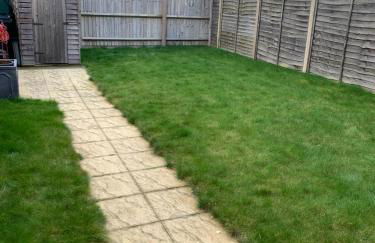 LUXURY 3 BED HOME with MULTIPLE FREE PARKING BAYS Early Check-in Late Check- Out Allowed - Foto 29