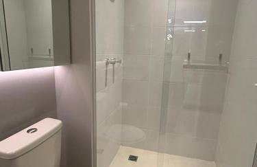 Apartamento 2 Quartos para até 7 Pessoas com Garagem no Portão - Foto 29