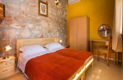 Guest House Simunovic - Studio Apartment with Terrace - Foto 7