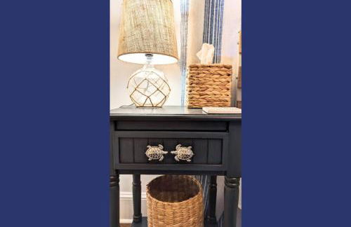 The Jewel of The Cove - Historic Coastal Retreat - Foto 37