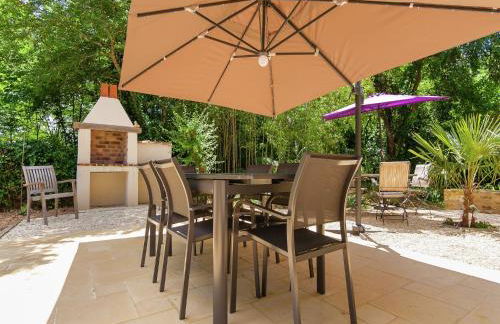 Spacious farmhouse with private heated pool in a rustic garden - Foto 52