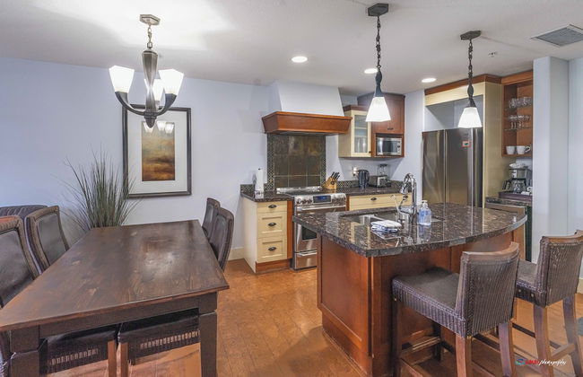 Mountain Retreat - Pool - Hot Tub - Spa - Photo 4