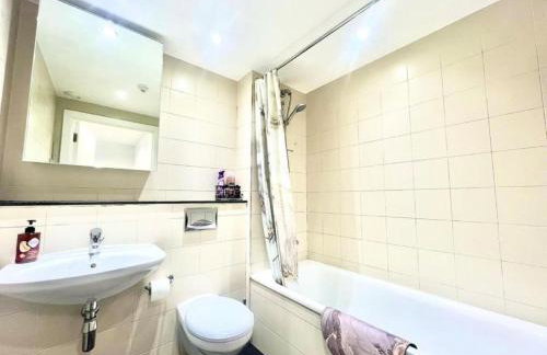 Modern High-Rise Flat in Media City! 2 Beds, 2 Baths - Foto 19