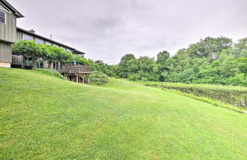 Mimis Place about Ohio Countryside Duplex with Deck - Foto 23
