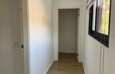 B - Elegent 2 Bedroom Modern Townhouse - Foto 30