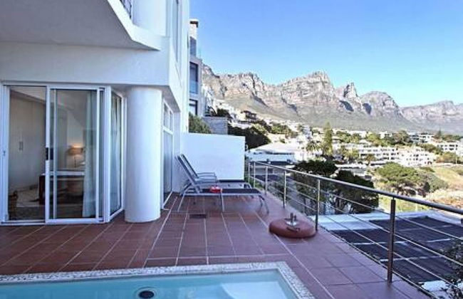 Holiday Apartment w Sea Views Pool CBT Suite - Photo 6