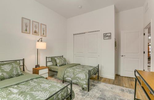 Walkable Downtown LaBelle Apt w/ Private Balcony! - Photo 15