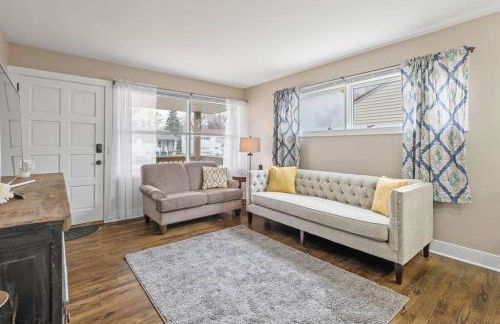 Benson. Cozy pet friendly living. No pet fees. - Photo 2