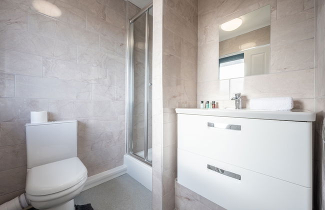 Trinity View by Tŷ SA - in Newport - Photo 23