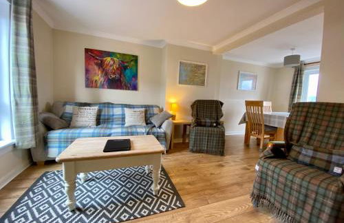 Traditional 3 bed town house - Foto 1