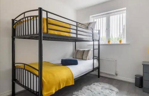 Marston 5 Bedroom Home With Parking Near HS2 & NEC & BHX - Foto 24