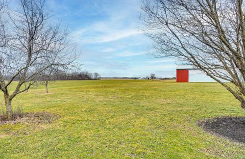Auburn Finger Lakes Farmhouse with Open Views! - Foto 30
