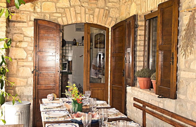 Casale Chimneys Immersed in Olive Trees - Foto 19