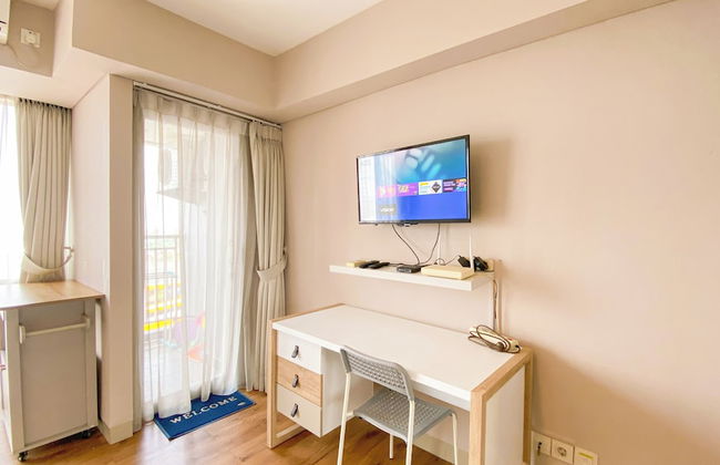 Homey and Good Studio at H Residence Apartment - Foto 14