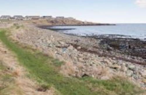 Seaview Apartment - Photo 11