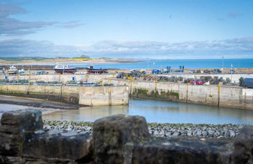 Northern Hideaways, Eider Cottage, Seahouses - Photo 12