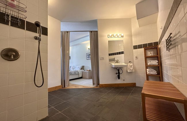 The Stemwinder Lodge by Simply Kimberley - Photo 12