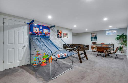 Mid Summer Night's Dream w Hot Tub Theater Game Room - Foto 32