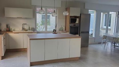 Le Cabinet-Charmante maison avec terrain - Foto 3