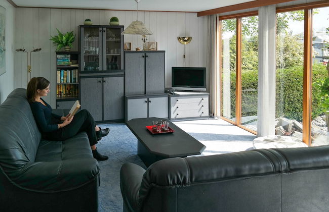 6 Pers - Chalet Emma Located at the Lauwersmeer With own Fishing Pier - Foto 10