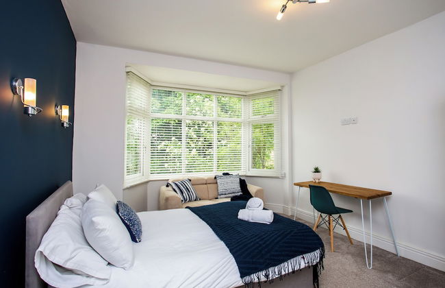 Spacious 5 Bed House Newcastle Gateshead - Photo 34