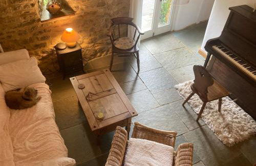 Beautiful Thatched Cottage with Piano - Foto 6