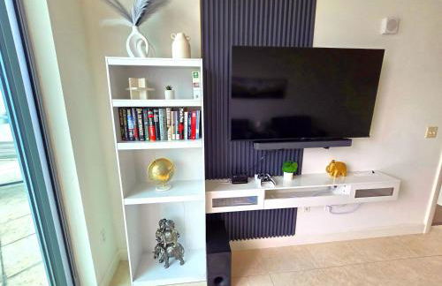 Luxury 2BR in Downtown Fort Myers Pool & Terrace - Foto 11