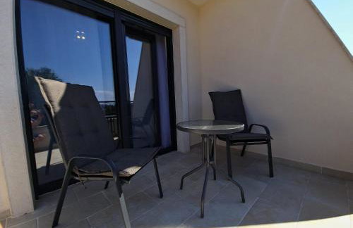 Luxury Villa Laura with Jacuzzi in Malinska - Foto 25