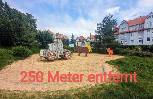 FeWo Urban Gotha-Apartment Ekhof- Am Schlosspark- Parken an der der Tür- Barrierefrei, 900 Meter zum Bahnhof - Wallbox - Foto 42