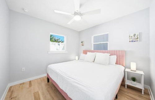Siesta Key, Heated Pool, Dock on Lagoon, Turtle Beach 1-mile and Crescent Beach 2-miles, 1-bdr - Foto 12